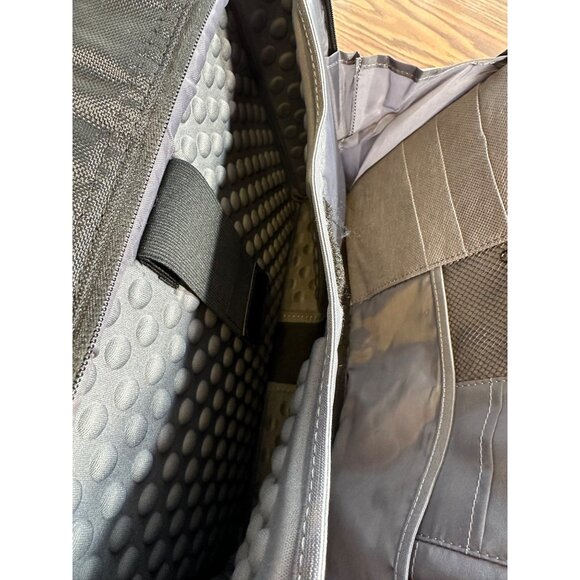 Dell Black Nylon Laptop Bag With Adjustable Shoulder Strap & Multiple Compartmen - Picture 7 of 7